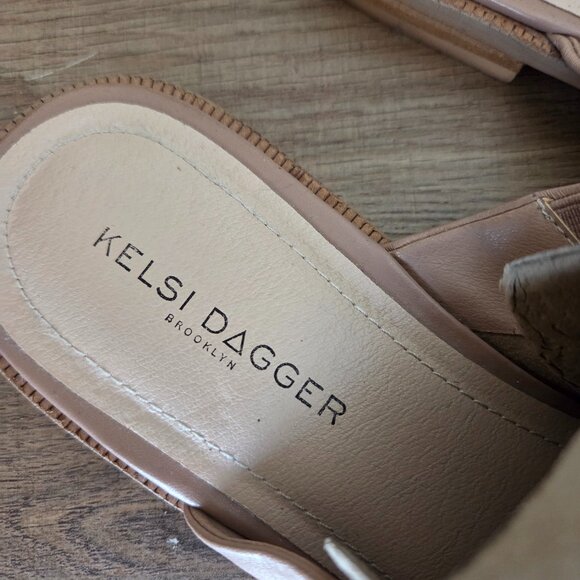 EUC KELSI DAGGER BROOKLYN NUDE SUPER SOFT LEATHER SANDALS SIZE 9.5 - Picture 13 of 16